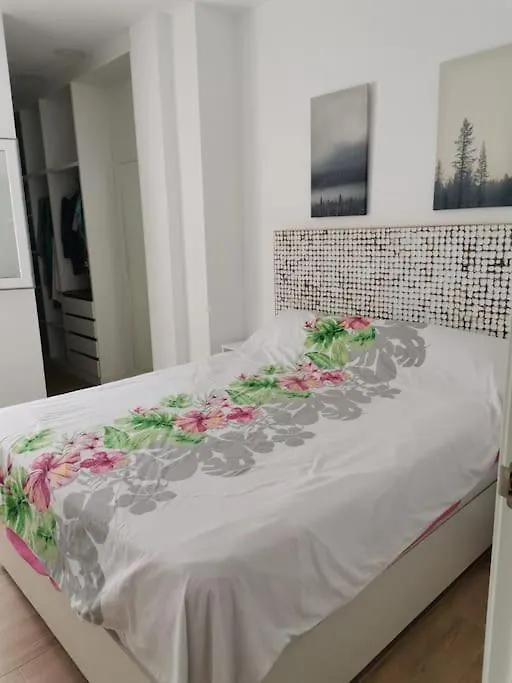 Rockside Residences Suites La Linea A8 La Línea de la Concepción 0*,